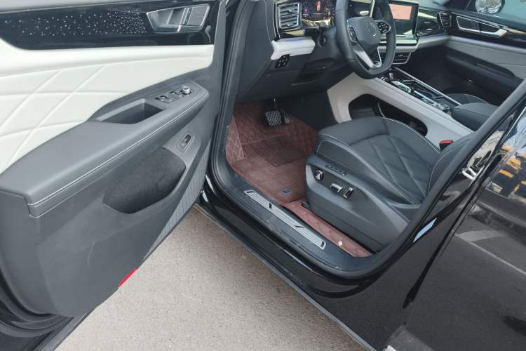 Used Volkswagen Teramont X 2023 Facelift 380TSI Four-Wheel Drive Luxury Deluxe Edition Driver Seat