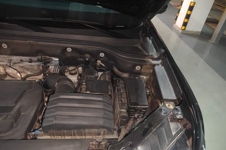 Used Volkswagen Teramont X 2023 Revised 380TSI Four-Wheel Drive Prestige Luxury Edition Engine Bay Left