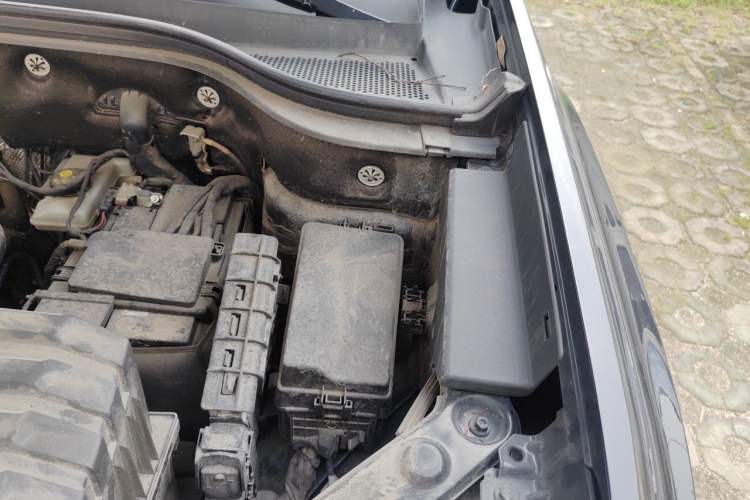 Used Volkswagen Teramont X 2023 330TSI Two-Wheel-Drive Prestige Luxury Edition Engine Bay Left