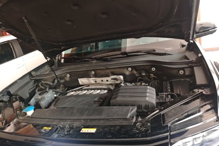Used Volkswagen Teramont X 2023 530 V6 All-Wheel Drive Prestige Flagship Edition Engine Bay