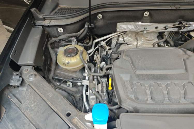 Used Volkswagen Teramont X 2023 380TSI Four-Wheel Drive Prestige Luxury Edition Engine Bay Right