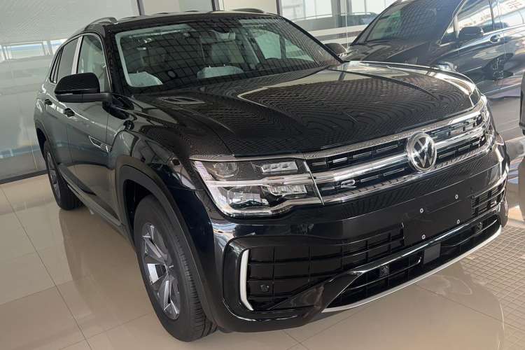 Used Volkswagen Teramont X 2023 Revised Version 330TSI Two-Wheel-Drive Luxury Edition Exterior 2