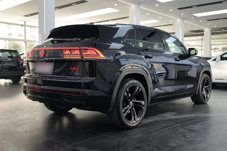 Used Volkswagen Teramont X 2023 530 V6 Four-Wheel Drive Prestige Luxury Edition Exterior 4