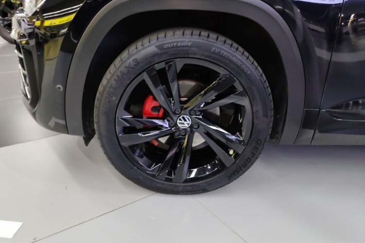Used Volkswagen Teramont X 2023 530 V6 All-Wheel Drive Prestige Flagship Edition Exterior 7