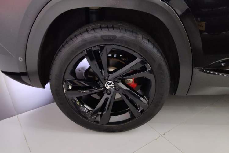 Used Volkswagen Teramont X 2023 530 V6 All-Wheel Drive Prestige Flagship Edition Exterior 8