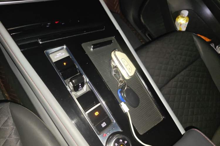 Used Volkswagen Teramont X 2023 380TSI Four-Wheel Drive Luxury Edition Gear Lever