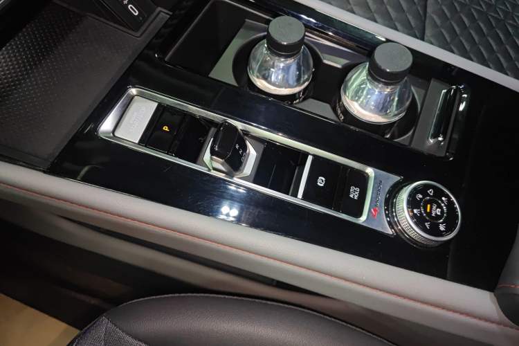 Used Volkswagen Teramont X 2023 380TSI Four-Wheel Drive Luxury Edition Gear Lever