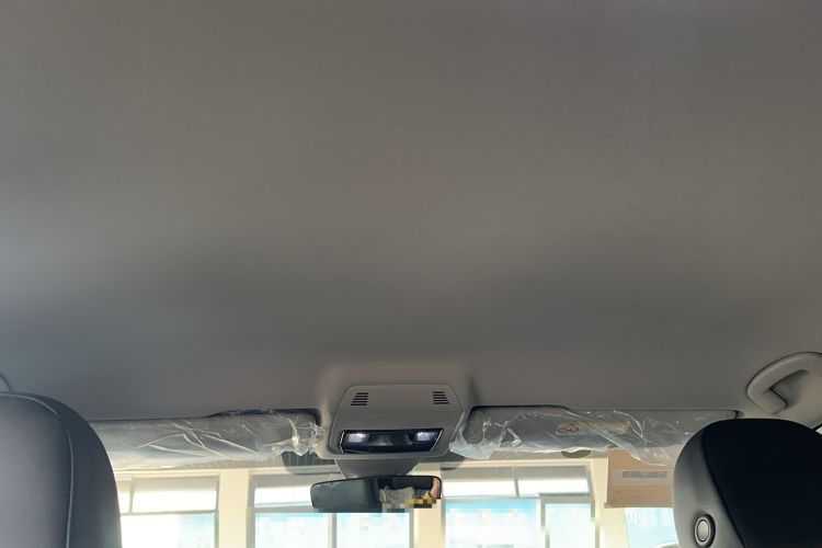 Used Volkswagen Teramont X 2023 Revised Version 330TSI Two-Wheel-Drive Luxury Edition Headliner