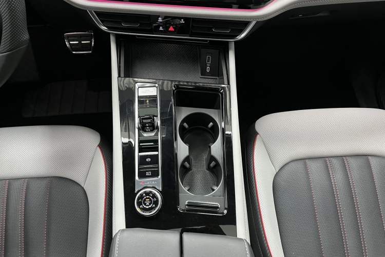 Used Volkswagen Teramont X 2023 380TSI Four-Wheel Drive Prestige Luxury Edition Interior 13