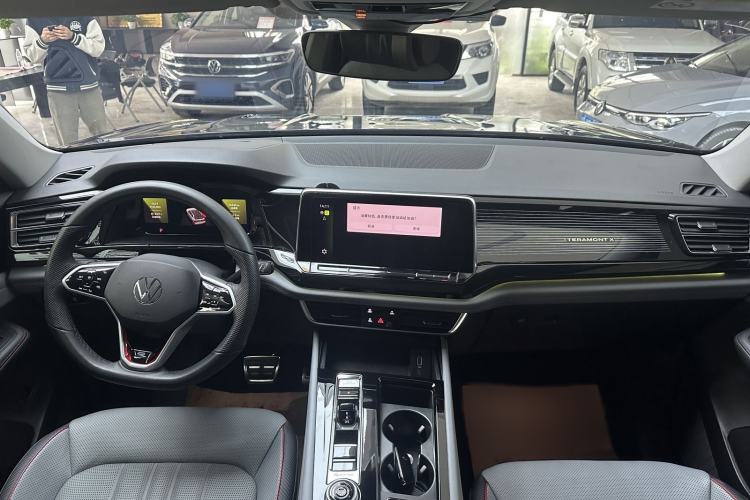 Used Volkswagen Teramont X 2023 530 V6 All-Wheel Drive Prestige Flagship Edition Interior 2