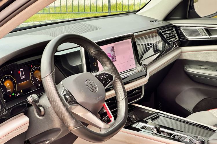 Used Volkswagen Teramont X 2023 380TSI Four-Wheel Drive Prestige Luxury Edition Interior 3