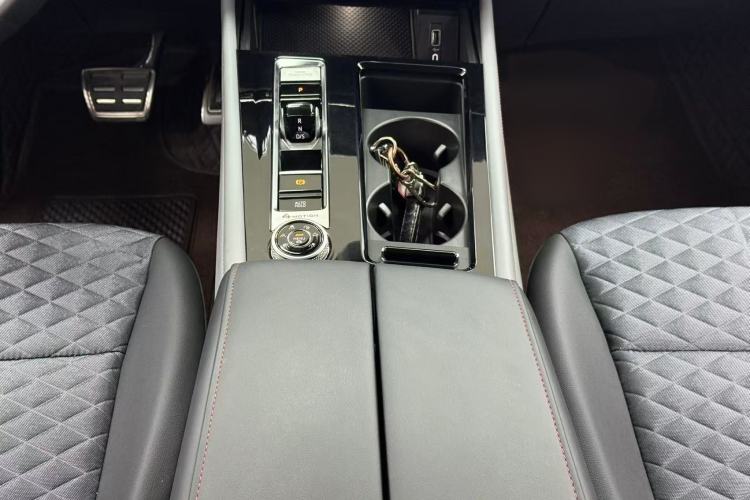 Used Volkswagen Teramont X 2023 380TSI Four-Wheel Drive Luxury Edition Interior 3