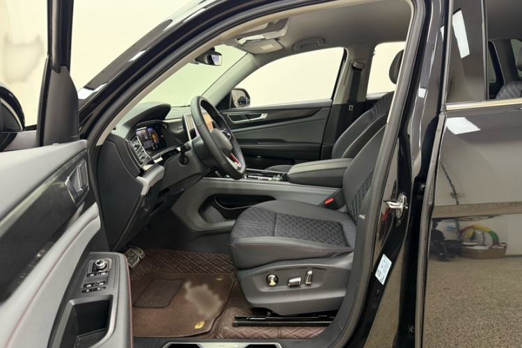 Used Volkswagen Teramont X 2023 380TSI Four-Wheel Drive Luxury Edition Interior 4