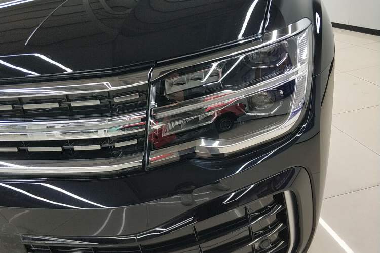 Used Volkswagen Teramont X 2023 Facelift 380TSI Four-Wheel Drive Luxury Edition Left Front Headlight