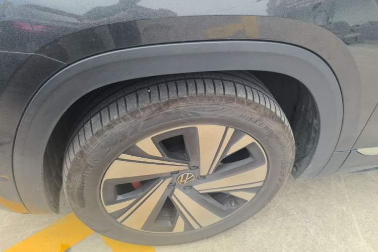 Used Volkswagen Teramont X 2023 380TSI Four-Wheel Drive Luxury Edition Left Front Wheel Hub