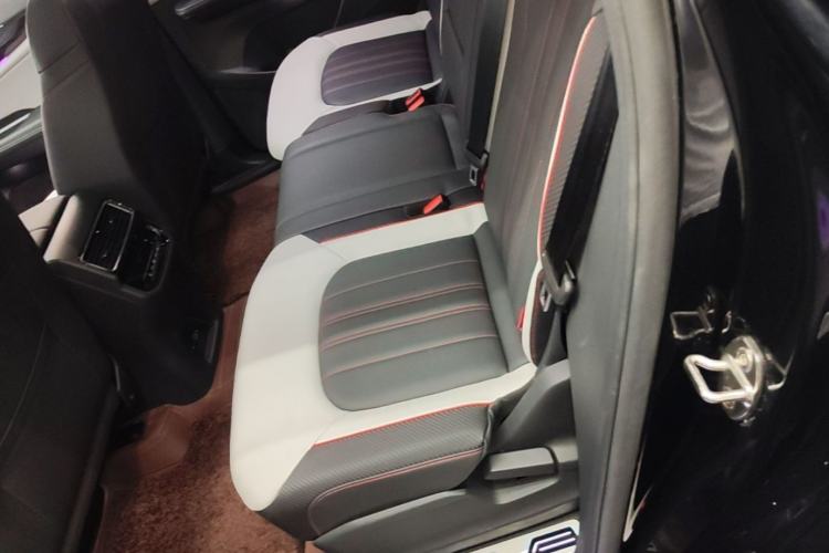Used Volkswagen Teramont X 2023 380TSI Four-Wheel Drive Prestige Flagship Edition Left Rear Seat