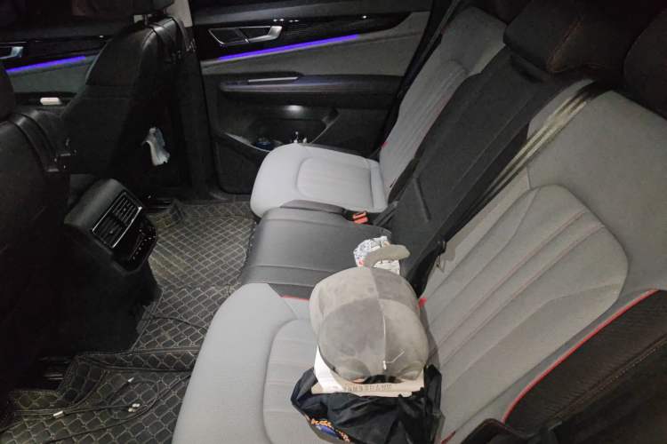 Used Volkswagen Teramont X 2023 530 V6 All-Wheel Drive Prestige Flagship Edition Left Rear Seat