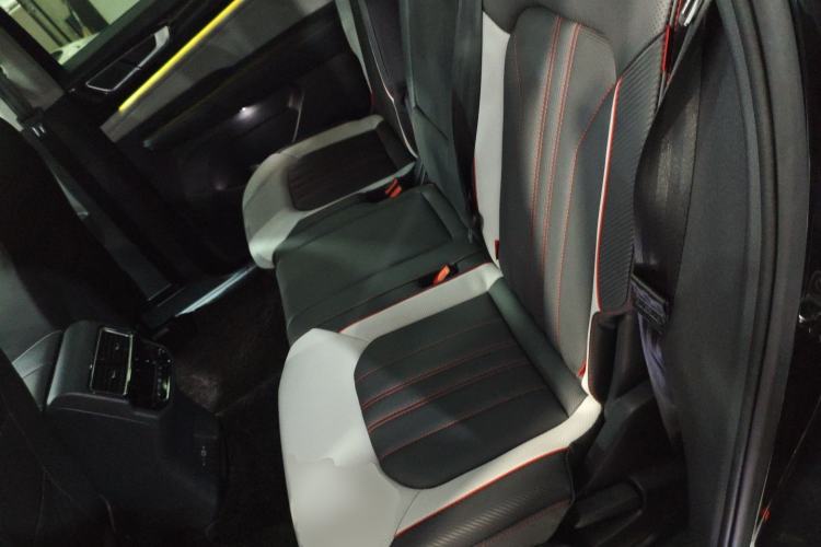 Used Volkswagen Teramont X 2023 380TSI Four-Wheel Drive Prestige Luxury Edition Left Rear Seat