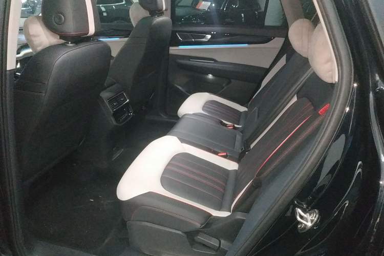 Used Volkswagen Teramont X 2023 Revised 380TSI Four-Wheel Drive Prestige Luxury Edition Left Rear Seat