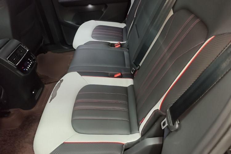 Used Volkswagen Teramont X 2023 380TSI Four-Wheel Drive Prestige Flagship Edition Left Rear Seat