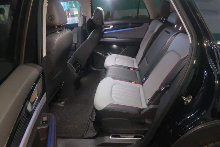 Used Volkswagen Teramont X 2023 380TSI Four-Wheel Drive Prestige Luxury Edition Left Rear Seat