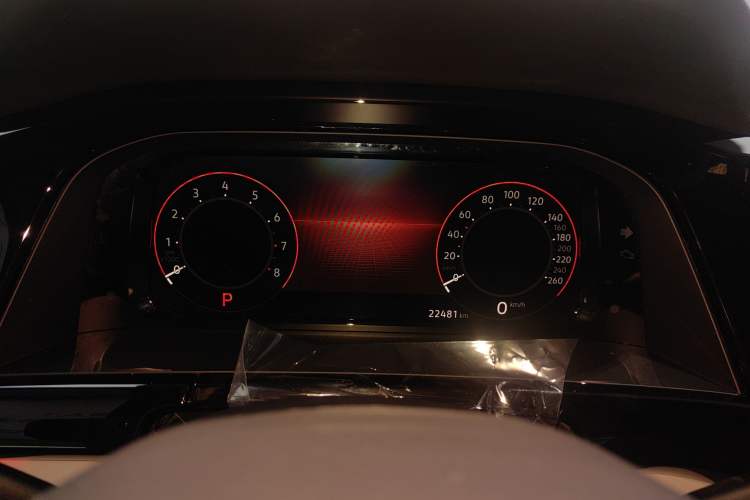 Used Volkswagen Teramont X 2023 530 V6 Four-Wheel Drive Prestige Luxury Edition Odometer Close Up