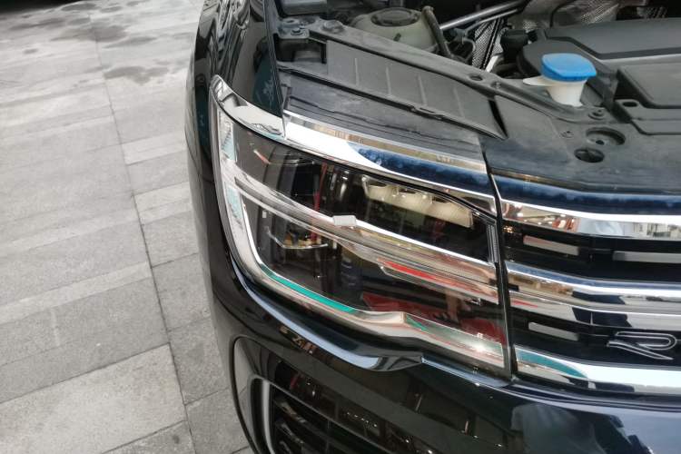 Used Volkswagen Teramont X 2023 Revised 380TSI Four-Wheel Drive Prestige Luxury Edition Right Front Headlight