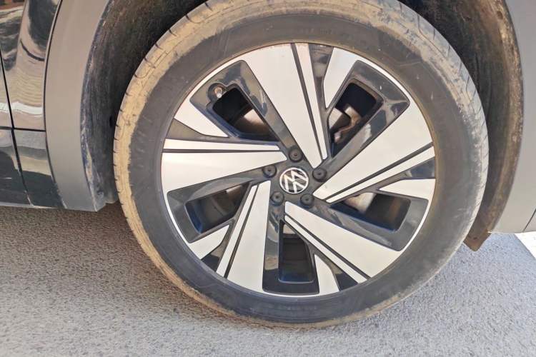 Used Volkswagen Teramont X 2023 Revised 380TSI Four-Wheel Drive Prestige Luxury Edition Right Front Wheel Hub