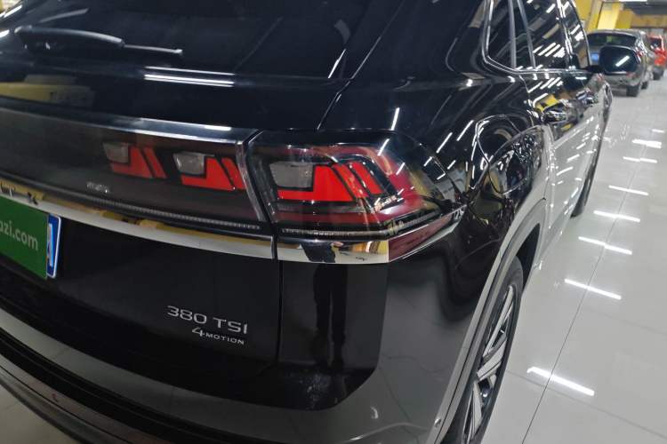Used Volkswagen Teramont X 2023 Revised 380TSI Four-Wheel Drive Prestige Luxury Edition Right Rear Taillight