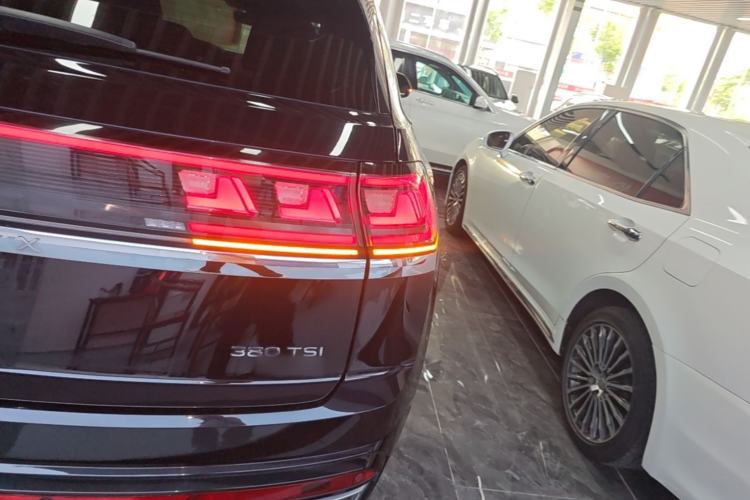 Used Volkswagen Teramont X 2023 380TSI Four-Wheel Drive Prestige Luxury Edition Right Rear Taillight
