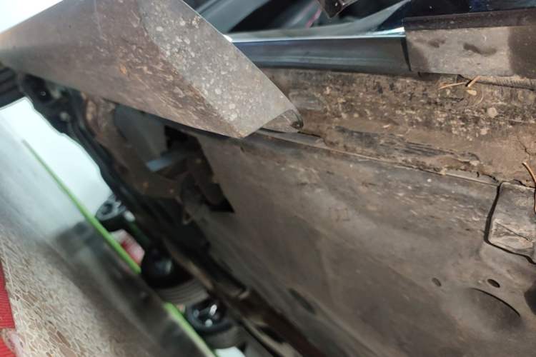 Used Volkswagen Teramont X 2023 380TSI Four-Wheel Drive Prestige Flagship Edition Right Side Sill