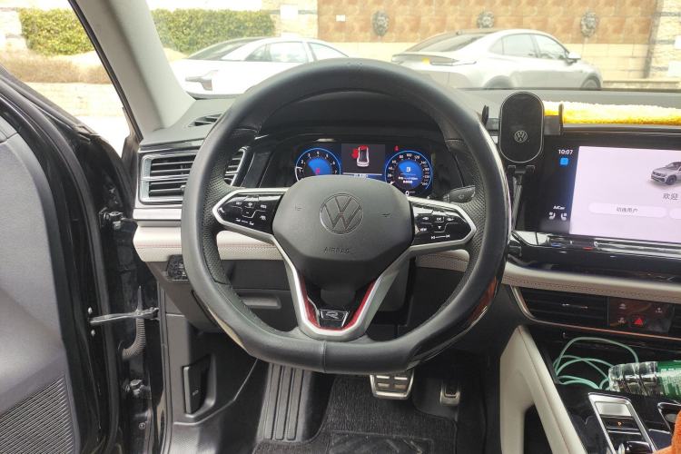 Used Volkswagen Teramont X 2023 380TSI Four-Wheel Drive Prestige Flagship Edition Steering Wheel