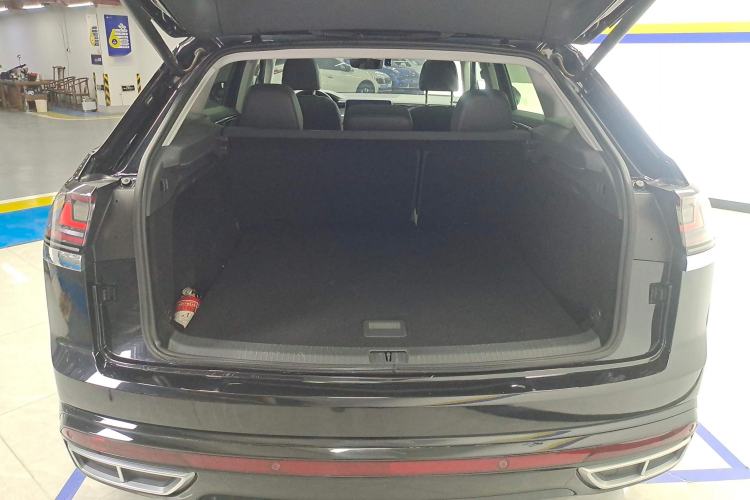 Used Volkswagen Teramont X 2023 Facelift 380TSI Four-Wheel Drive Luxury Deluxe Edition Trunk