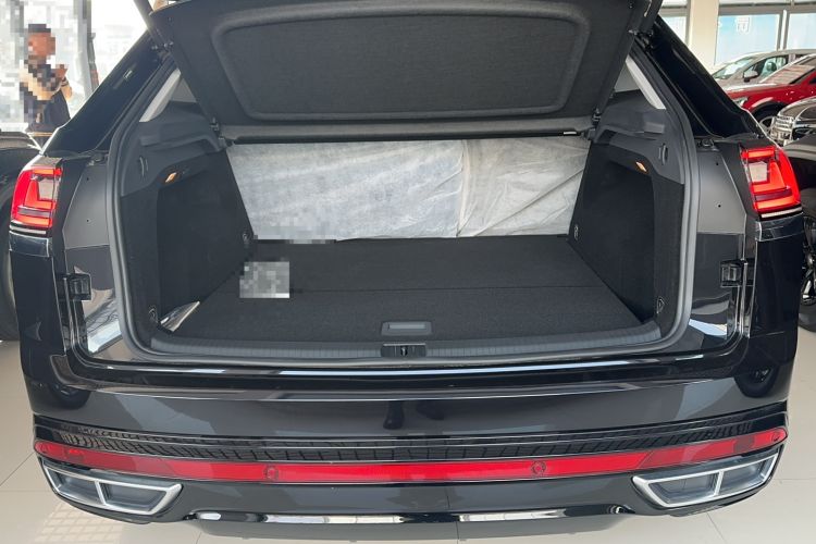 Used Volkswagen Teramont X 2023 Revised Version 330TSI Two-Wheel-Drive Luxury Edition Trunk