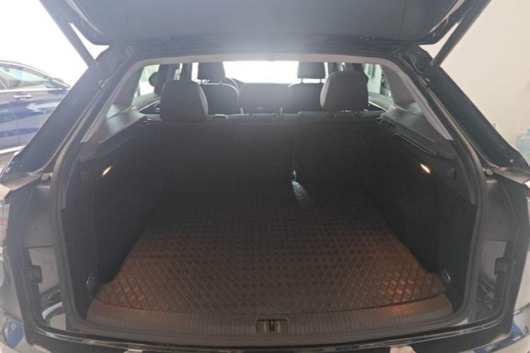Used Volkswagen Teramont X 2023 380TSI Four-Wheel Drive Luxury Edition Trunk