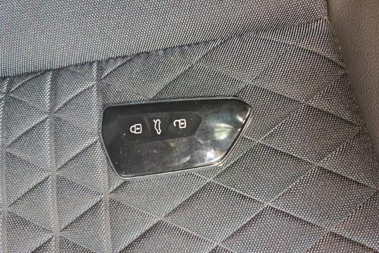 Used Volkswagen Teramont X 2023 330TSI Two-Wheel-Drive Luxury Edition Vehicle Key