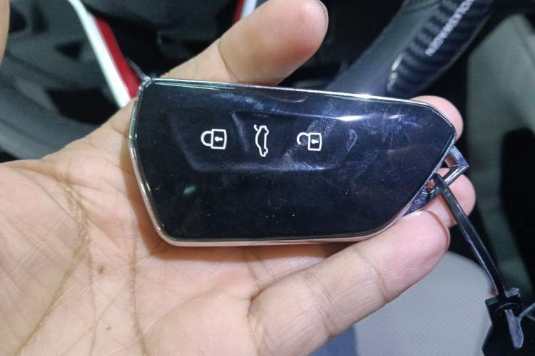 Used Volkswagen Teramont X 2023 380TSI Four-Wheel Drive Luxury Edition Vehicle Key