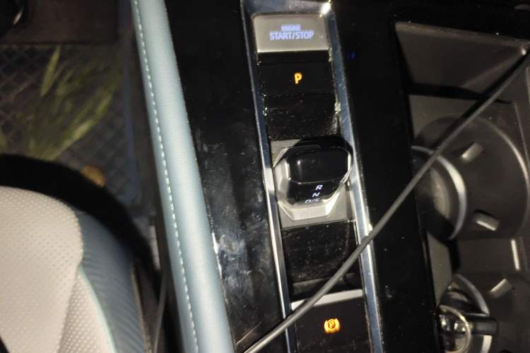 Used Volkswagen Teramont X 2023 380TSI Four-Wheel Drive Qingyun Limited Edition Gear Lever