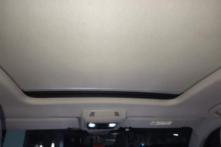 Used Volkswagen Teramont X 2023 380TSI Four-Wheel Drive Qingyun Limited Edition Headliner