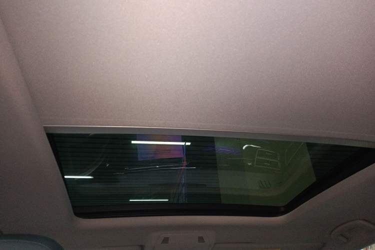 Used Volkswagen Teramont X 2023 380TSI Four-Wheel Drive Qingyun Limited Edition Headliner