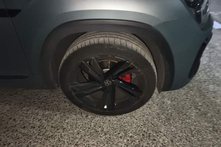 Used Volkswagen Teramont X 2023 380TSI Four-Wheel Drive Qingyun Limited Edition Right Front Wheel Hub