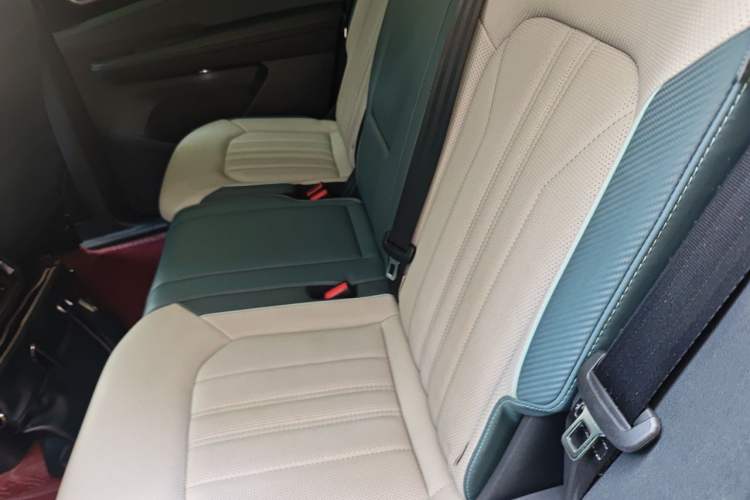 Used Volkswagen Teramont X 2023 380TSI Four-Wheel Drive Qingyun Limited Edition Left Rear Seat