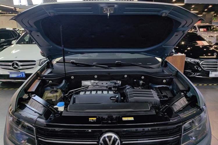 Used Volkswagen Teramont X 2023 380TSI Four-Wheel Drive Qingyun Limited Edition Engine Bay