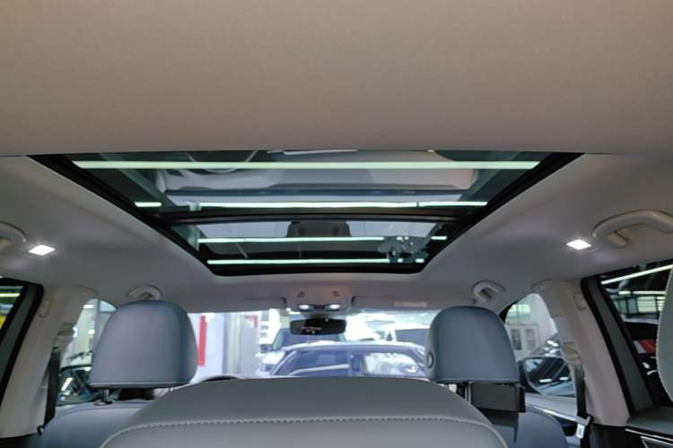 Used Volkswagen Teramont X 2023 380TSI Four-Wheel Drive Qingyun Limited Edition Headliner