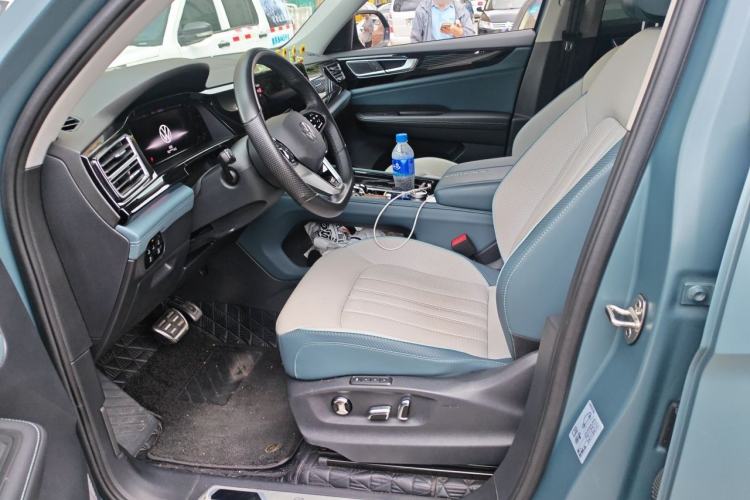 Used Volkswagen Teramont X 2023 380TSI Four-Wheel Drive Qingyun Limited Edition Left Front Seat