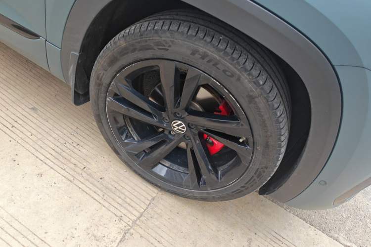 Used Volkswagen Teramont X 2023 380TSI Four-Wheel Drive Qingyun Limited Edition Right Front Wheel Hub