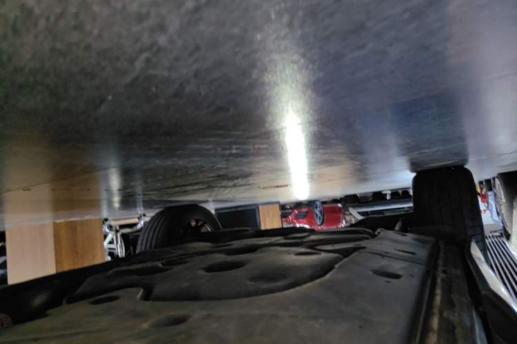 Used Volkswagen Teramont X 2023 380TSI Four-Wheel Drive Qingyun Limited Edition Right Side Sill