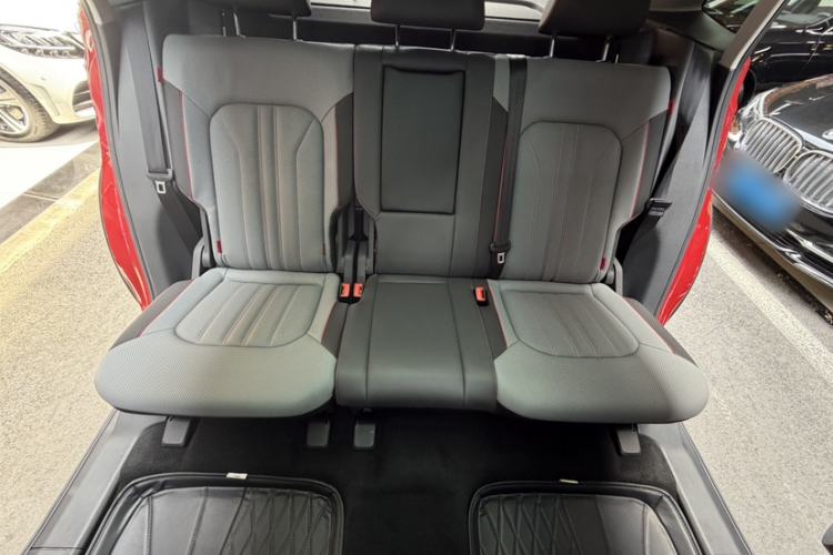 Used Volkswagen Teramont X 2023 530 V6 Four-Wheel Drive Prestige Luxury Edition Interior 6