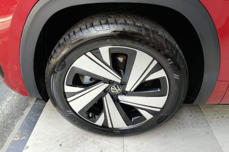 Used Volkswagen Teramont X 2023 530 V6 Four-Wheel Drive Prestige Luxury Edition Left Front Wheel Hub