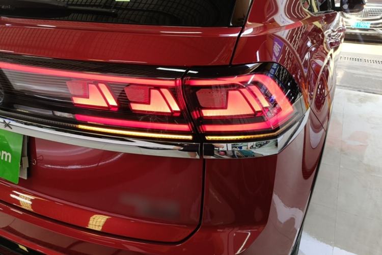 Used Volkswagen Teramont X 2023 530 V6 Four-Wheel Drive Prestige Luxury Edition Right Rear Taillight